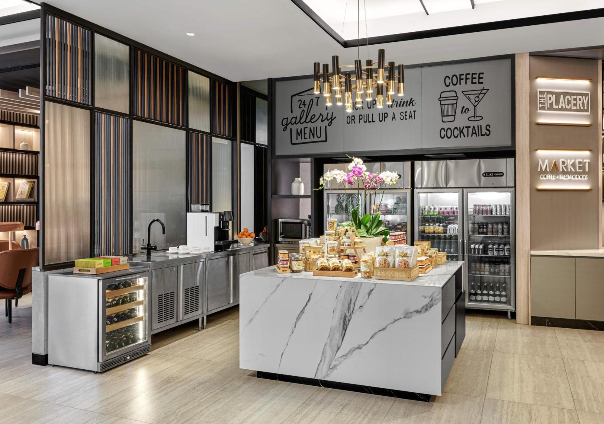 Hyatt Place Makassar Bagian luar foto