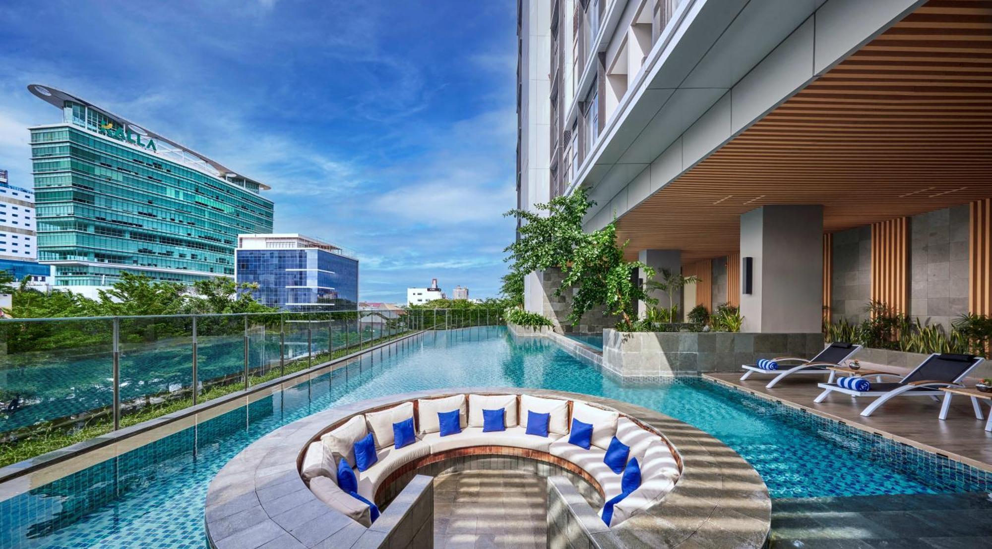 Hyatt Place Makassar Bagian luar foto